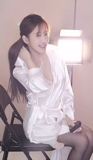 三只羊乔妹主动曝料!其视频第9秒出现女性奇怪声音