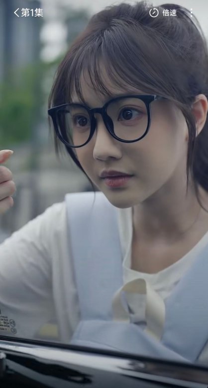 爆火短剧里的CP白昕怡和朱一未在现实中结婚领证了!