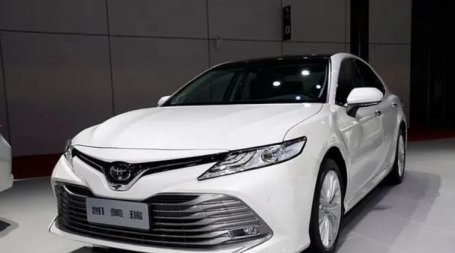 丰田大促“掀桌子”!凯美瑞2.5L强动力油耗4.2L,直降12万