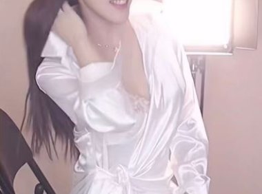 三只羊乔妹主动曝料!其视频第9秒出现女性奇怪声音